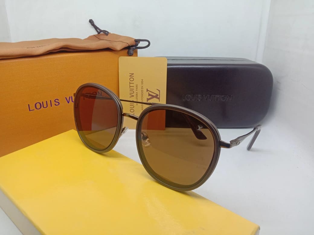 Round Unisex Sunglasses, High-Quality Trendy Shades Round Unisex Sunglasses, High-Quality Trendy Shades